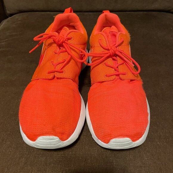 Bright Orange Nike Roshe Run Mens 10.5 US 44.5 EUR Fabric Mesh Uppers White sole - Picture 10 of 15